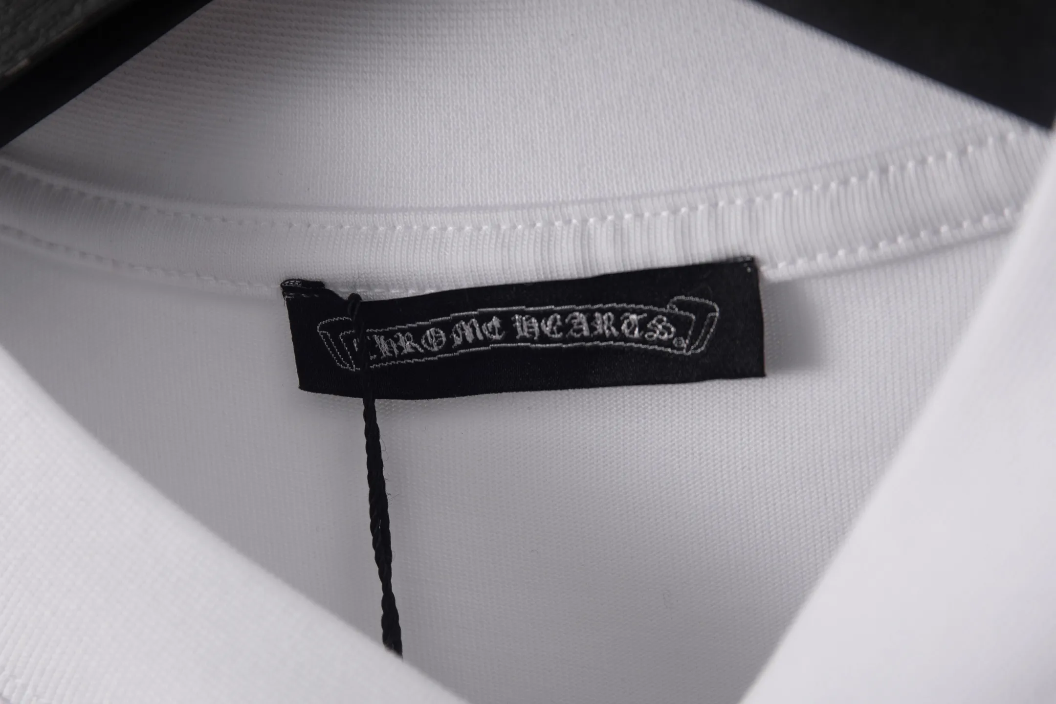 （ ） Chrome Hearts/ 2026New Arrival logo T 、 🪡 Same Style Quality😘😘 100% Versatile T 👍 ：Black、White Size：S-XL